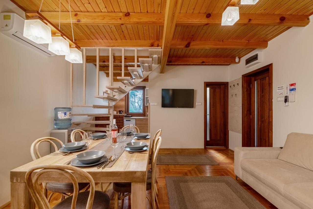 Posteleki Vendeghaz-Nyugalom Szigetei Villa Gyula Buitenkant foto